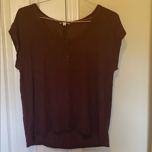 A loves a scoop neck shirt